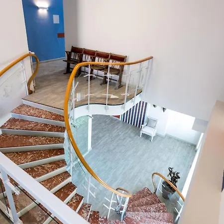 בית הארחה Boulevard 900 Revello